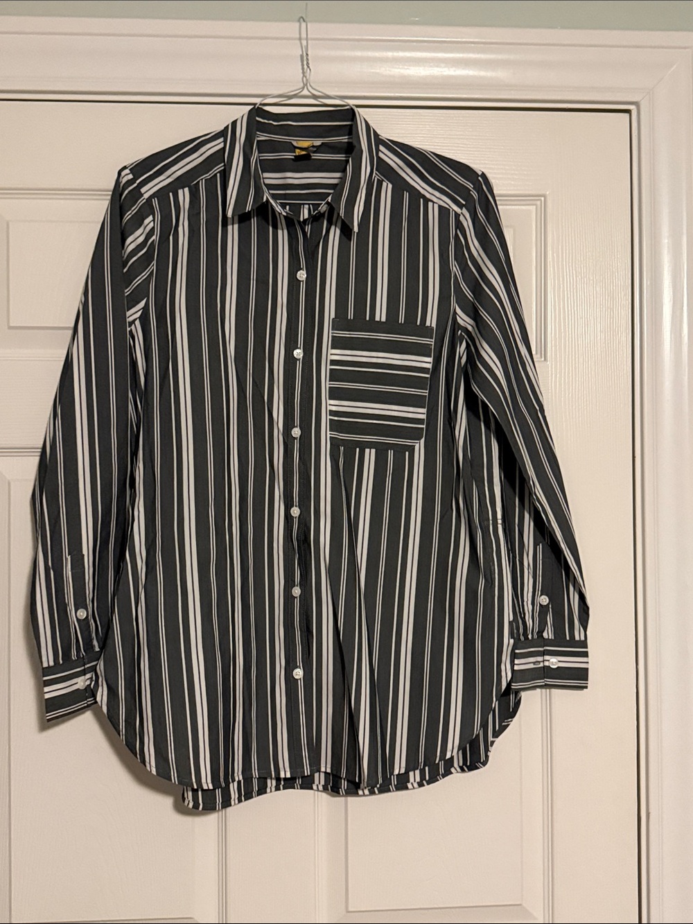 Eddie Bauer Black and White Striped Button-Down women’s Shirt